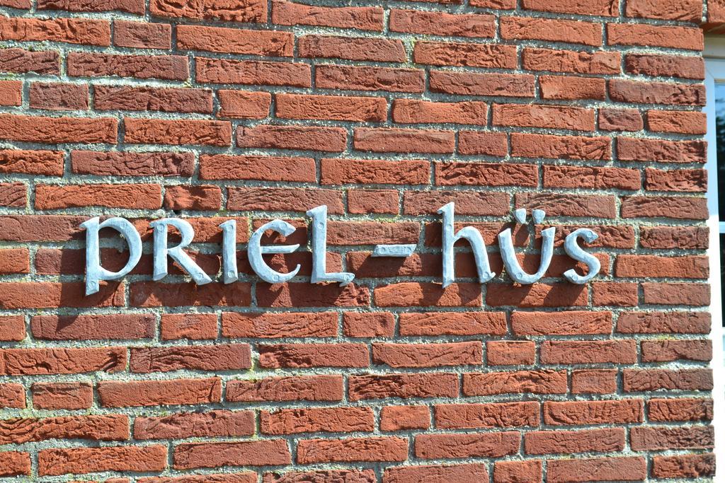 Priel-Hues Apartment List Luaran gambar