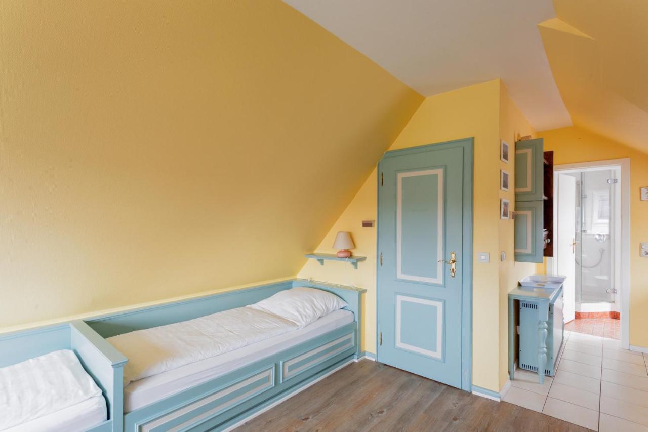Priel-Hues Apartment List Luaran gambar