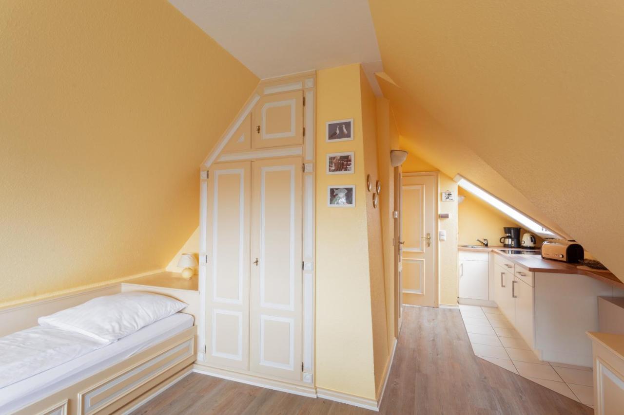 Priel-Hues Apartment List Luaran gambar